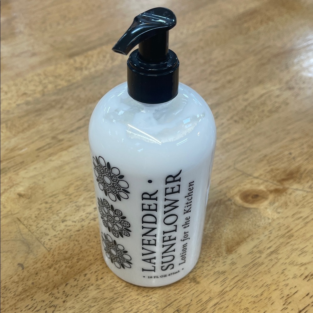 Greenwich Bay Trading Co. Lavender Sunflower Kitchen Lotion 16 oz